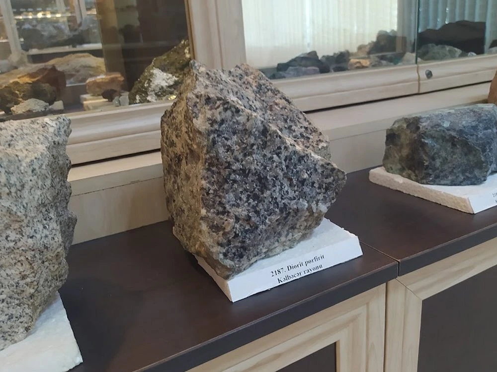 Азербайджанский геологический музей (Баку)