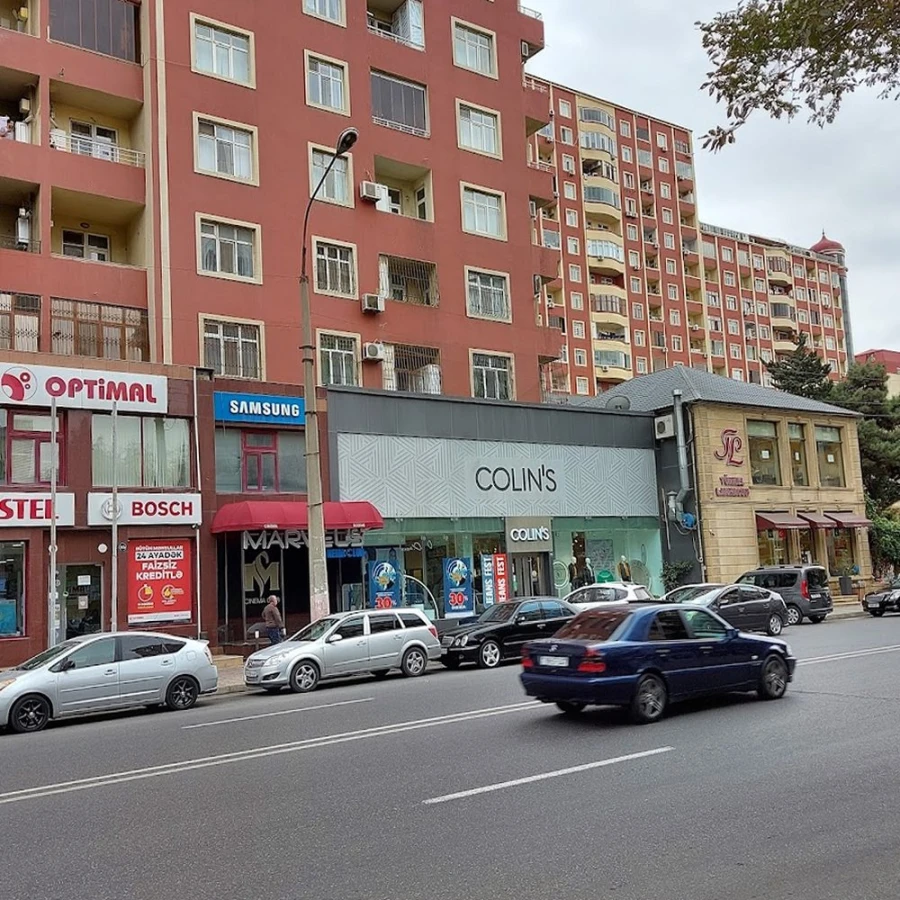 Colin''s geyim mağazası (Bakı)
