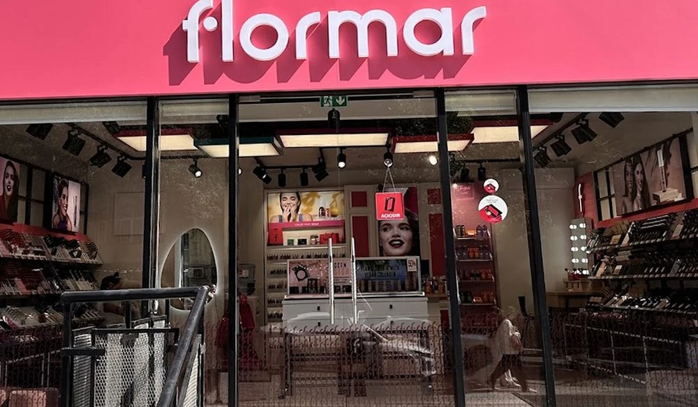Магазин косметики Flormar (Баку)