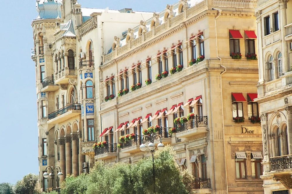 Art Gallery Hotel (Baku)