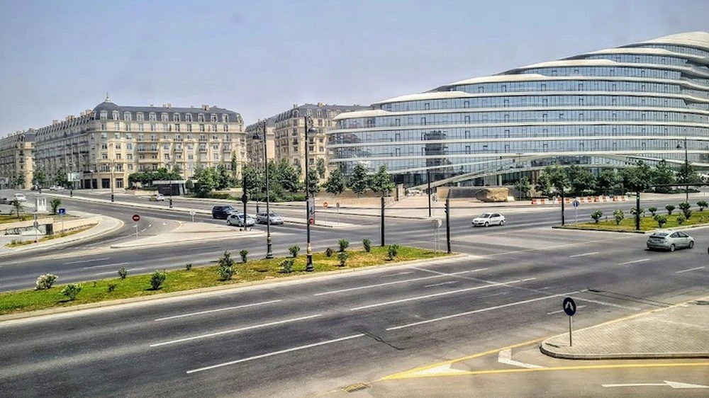 Corniche Family Hotel (Bakı)