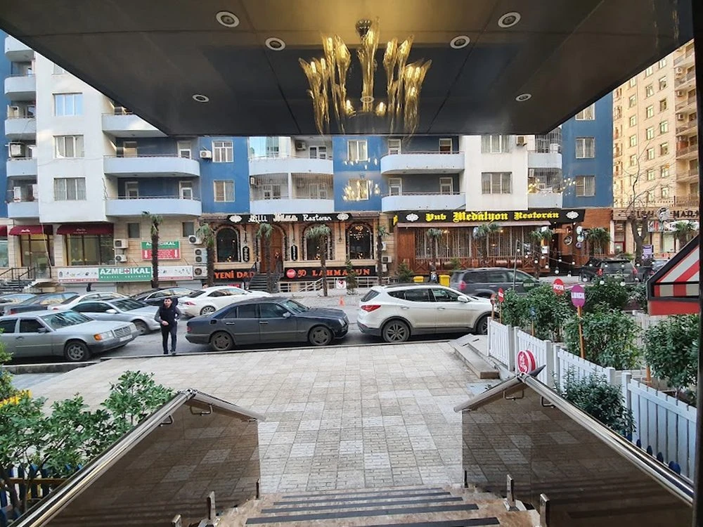Parallel Hotel (Bakı)