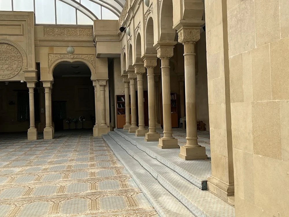 EJDERBEY MƏSCİDİ (Bakı)