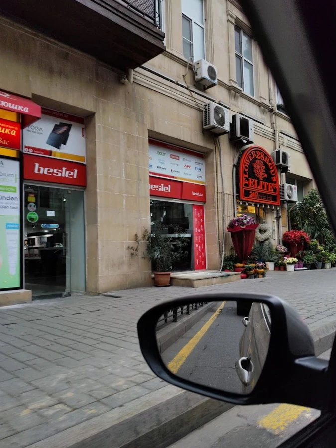 Bestel kompüter mağazası (Bakı)