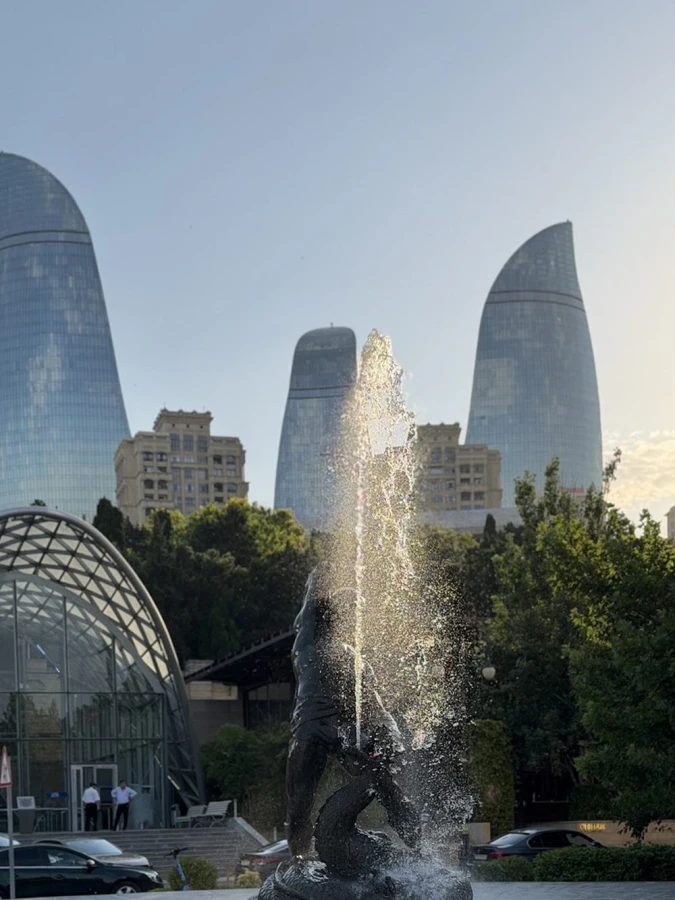 FLAME TOWERS (Здания (Мегаструктуры)) (Баку)