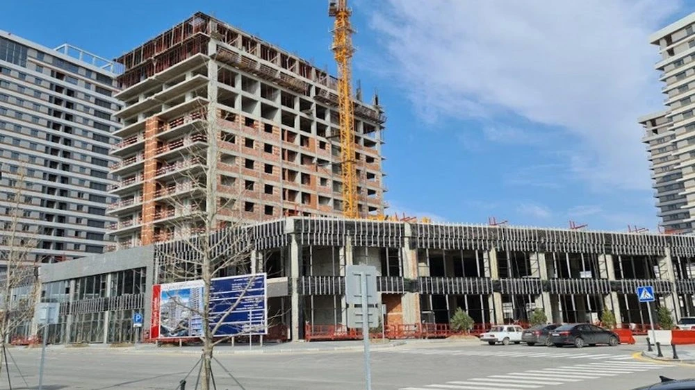 RAFFLE TOWER (Баку)