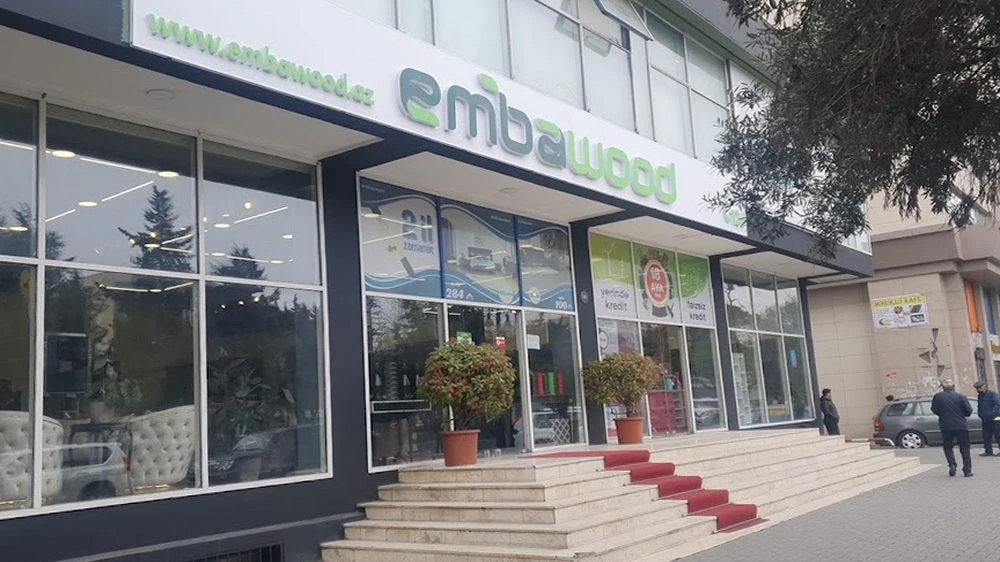 Мебельный салон Embawood (Баку)