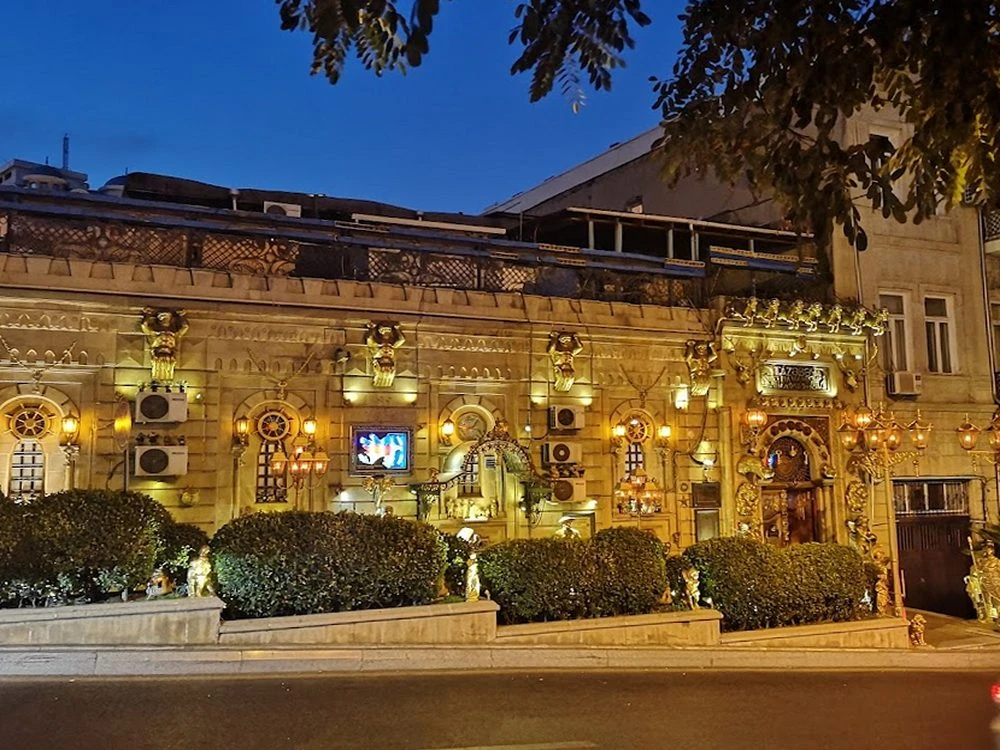 TƏZƏBƏY HAMAM (Bakı)