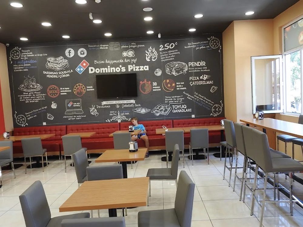 Domino’s Pizza (Bakı)