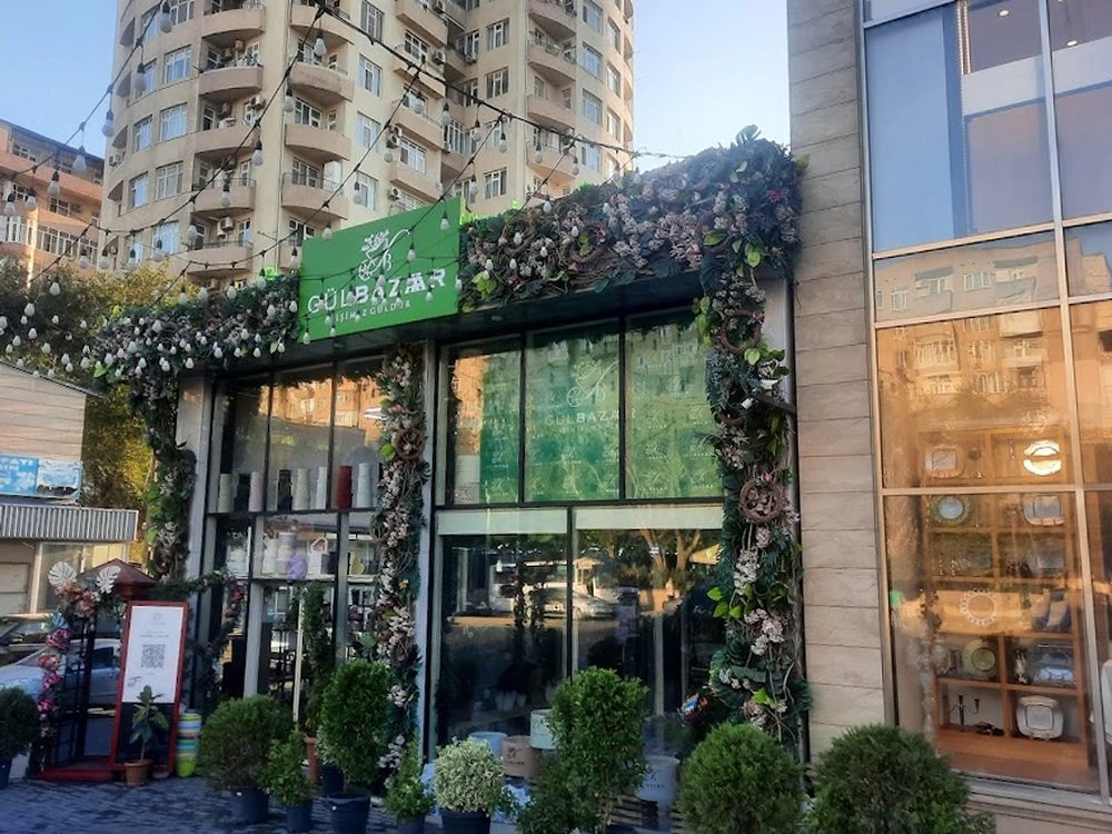 Karaca qab-qacaq mağazası (Bakı)