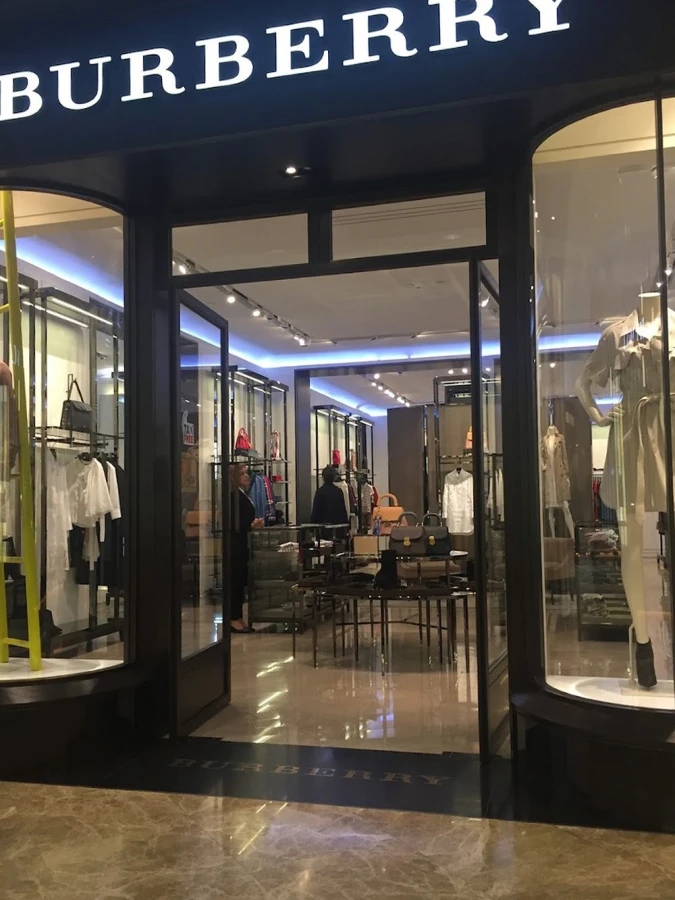 BURBERRY PORT BAKU MALL