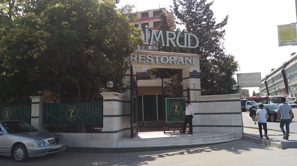 Zümrüd Restoranı (Bakı)