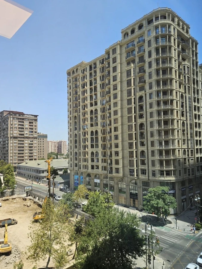 Marine Plaza (Binalar (Меqа tikililər)) (Bakı)