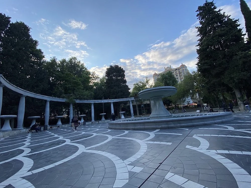 Fountains Square (Baku)