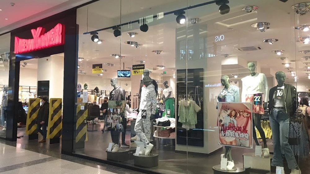 NEW YORKER GƏNCLİK MALL (Bakı)