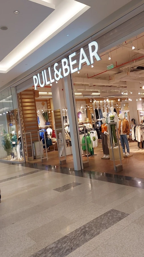 PUL&BİR GəNCLIK MOLL (Bakı)
