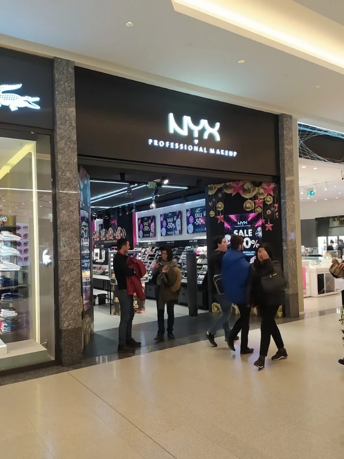 NYX COSMETICS (1) (Baku)