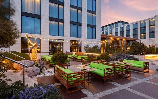 Black City Lounge & Terrace