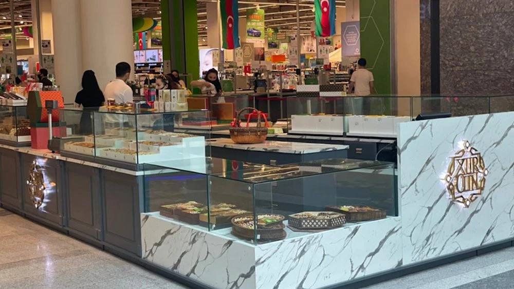 ХУРДЖУН ГЯНДЖЛИК MALL (Баку)
