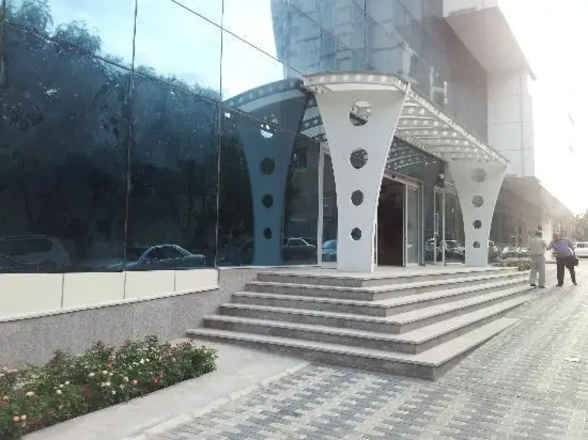 AVENUE VERAJ (Bakı)