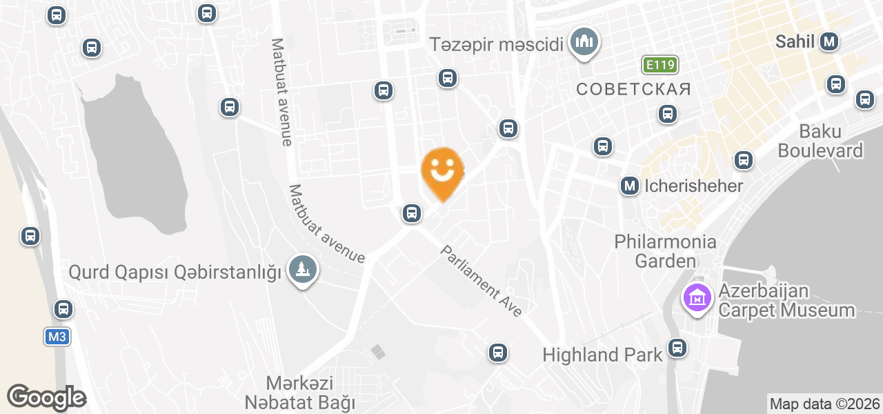 Decoluxe Elmler Akademiyasi (Baku)