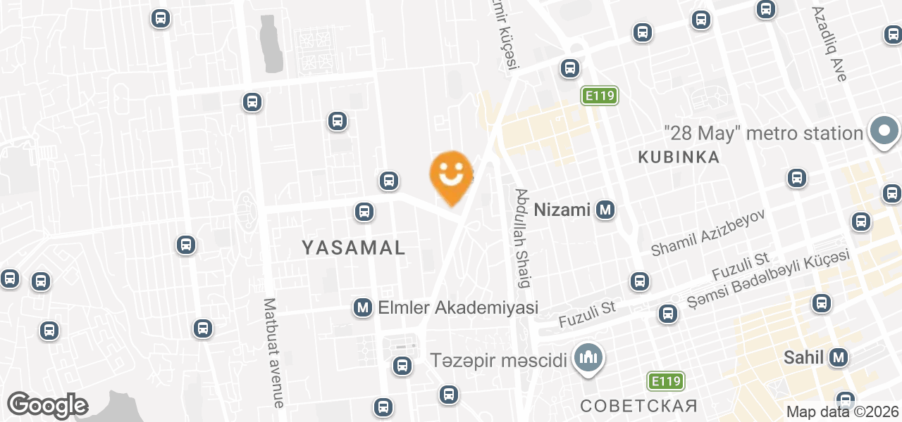 Vernisaj sərgi salonu (Bakı)
