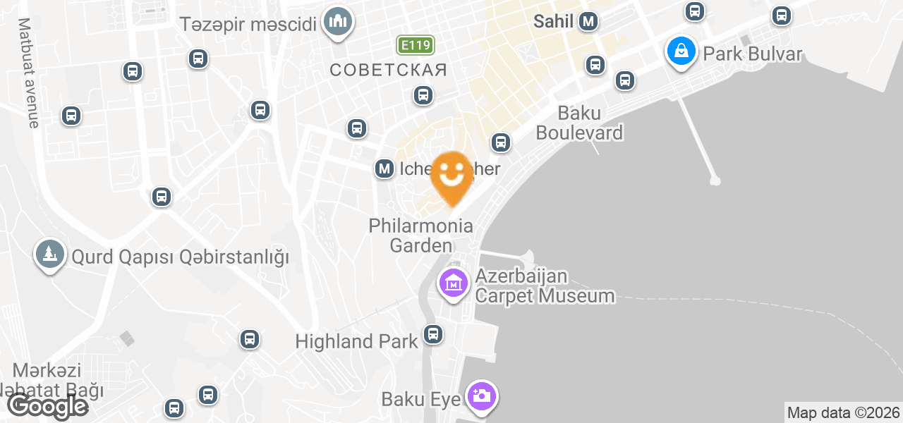 Marina Rinaldi qadın geyimləri mağazası (Bakı)