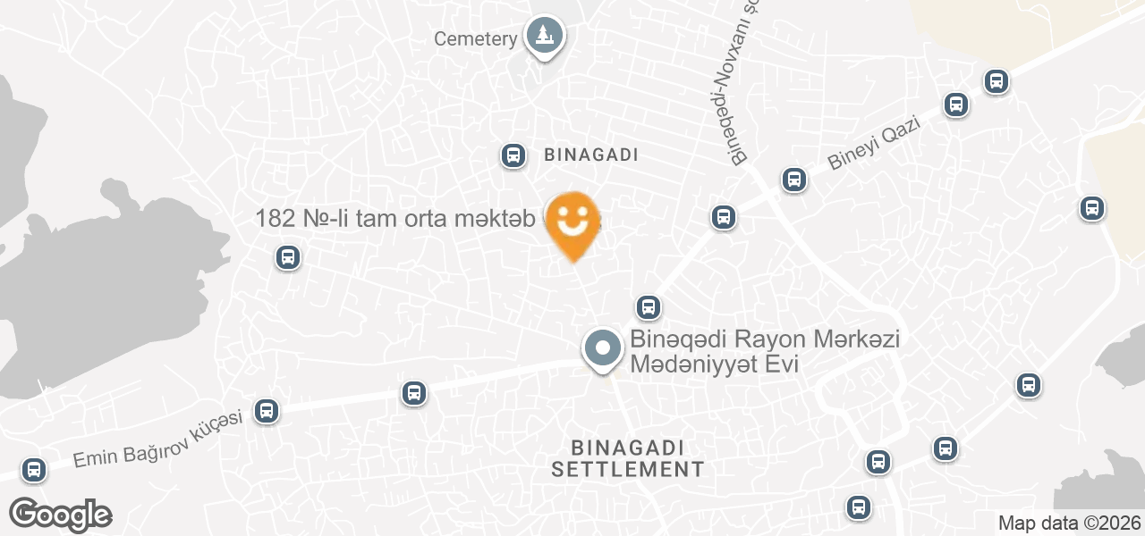 Divar kagızlarının satışı (Baku)