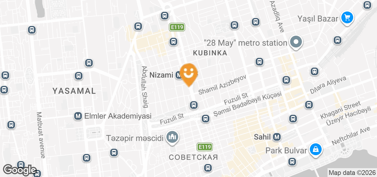İ Lux ev aşyaları mağazası (Bakı)