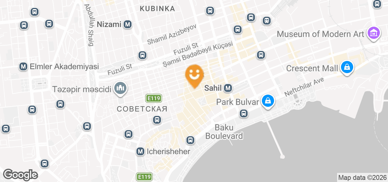 Lola qadın ayaqqabıları mağazası (Bakı)