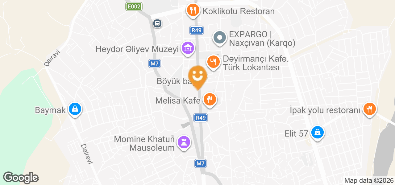 Elma kişi geyimləri mağazası (Naxçıvan)